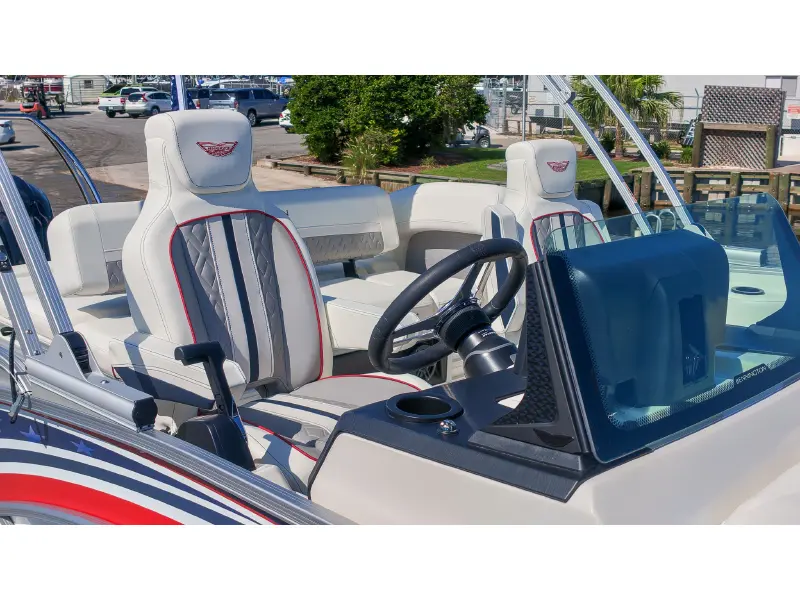 2027 Bennington 22 M SWINGBACK