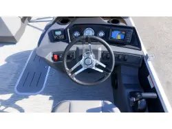 2027 Bennington 22 S SWINGBACK