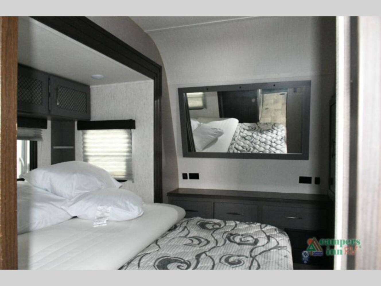 A photo of this 2023 Grand Design Momentum 21G