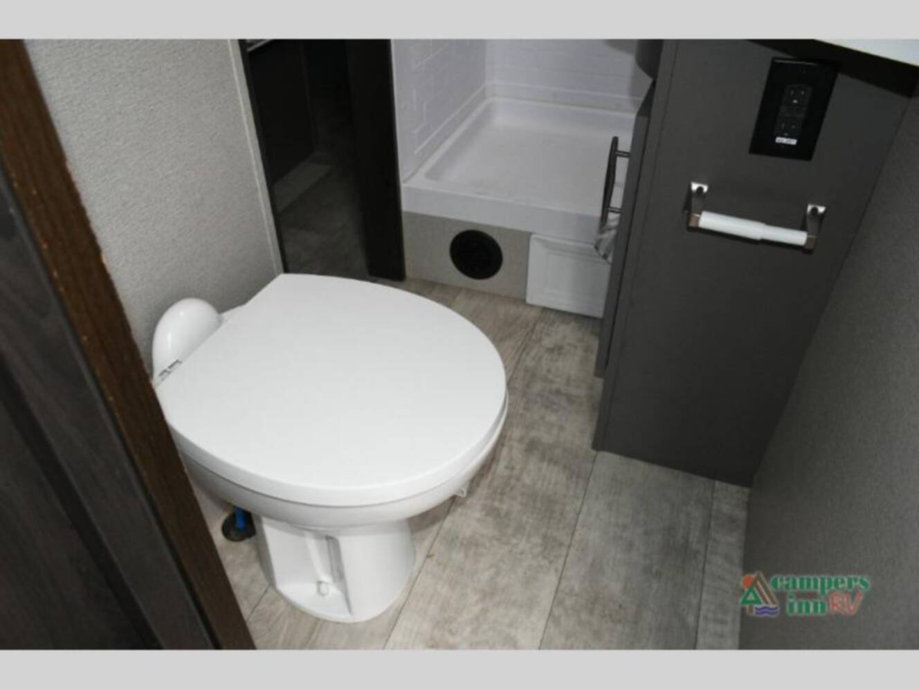 A photo of this 2023 Grand Design Momentum 21G