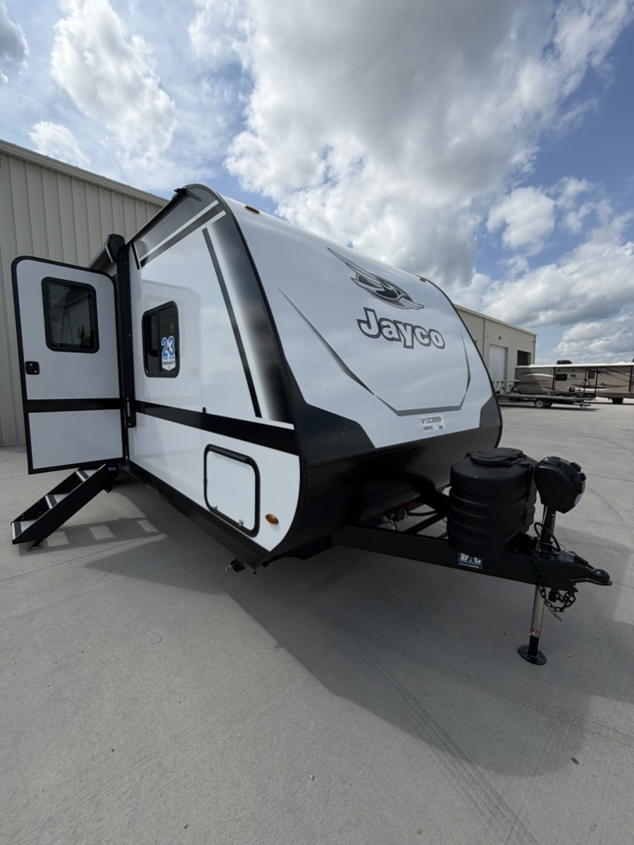 2027 Jayco Jay Feather 26BHSL SL in webster city IA