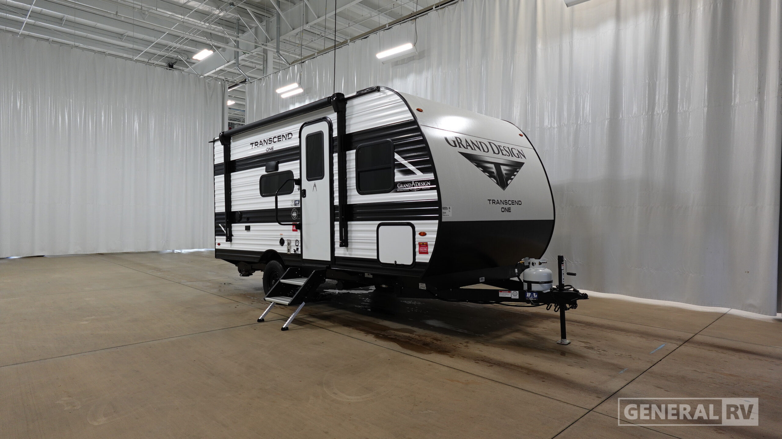 2027 Grand Design TRANSCEND-ONE 151BH in birch run MI