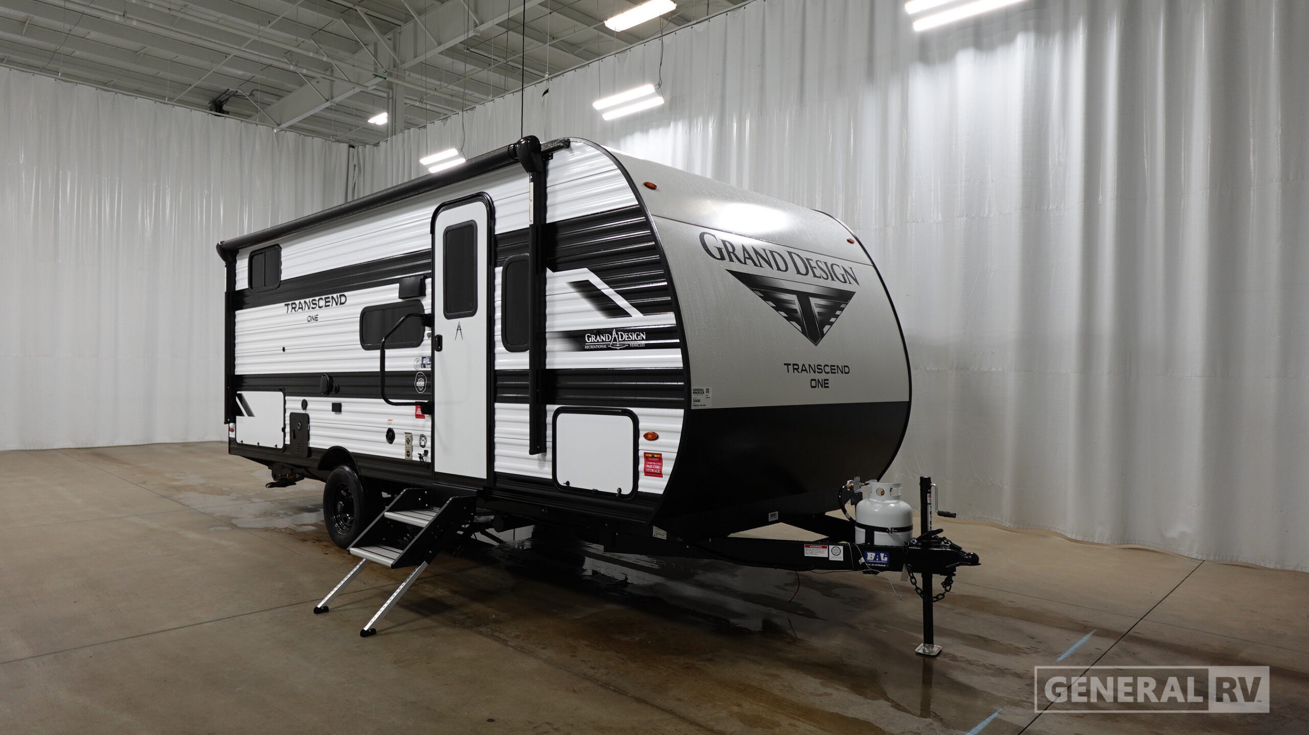 2027 Grand Design TRANSCEND-ONE 161BH in brownstown MI