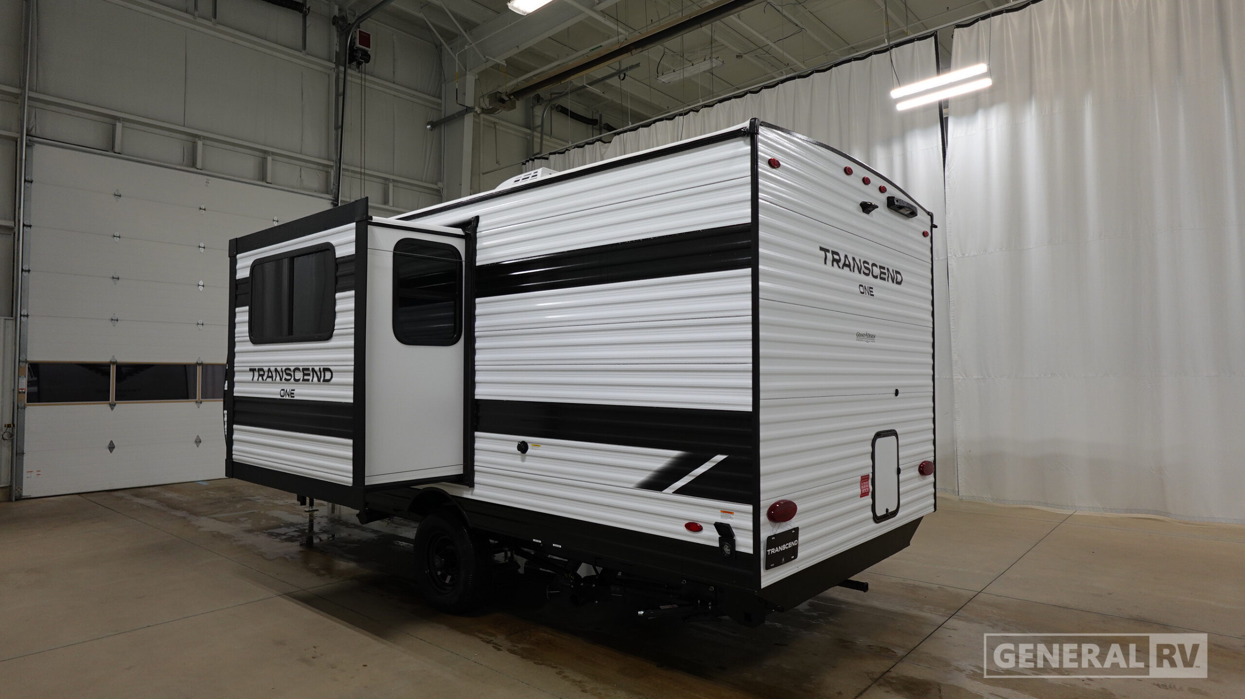 2027 Grand Design TRANSCEND ONE 161BH in birch run MI
