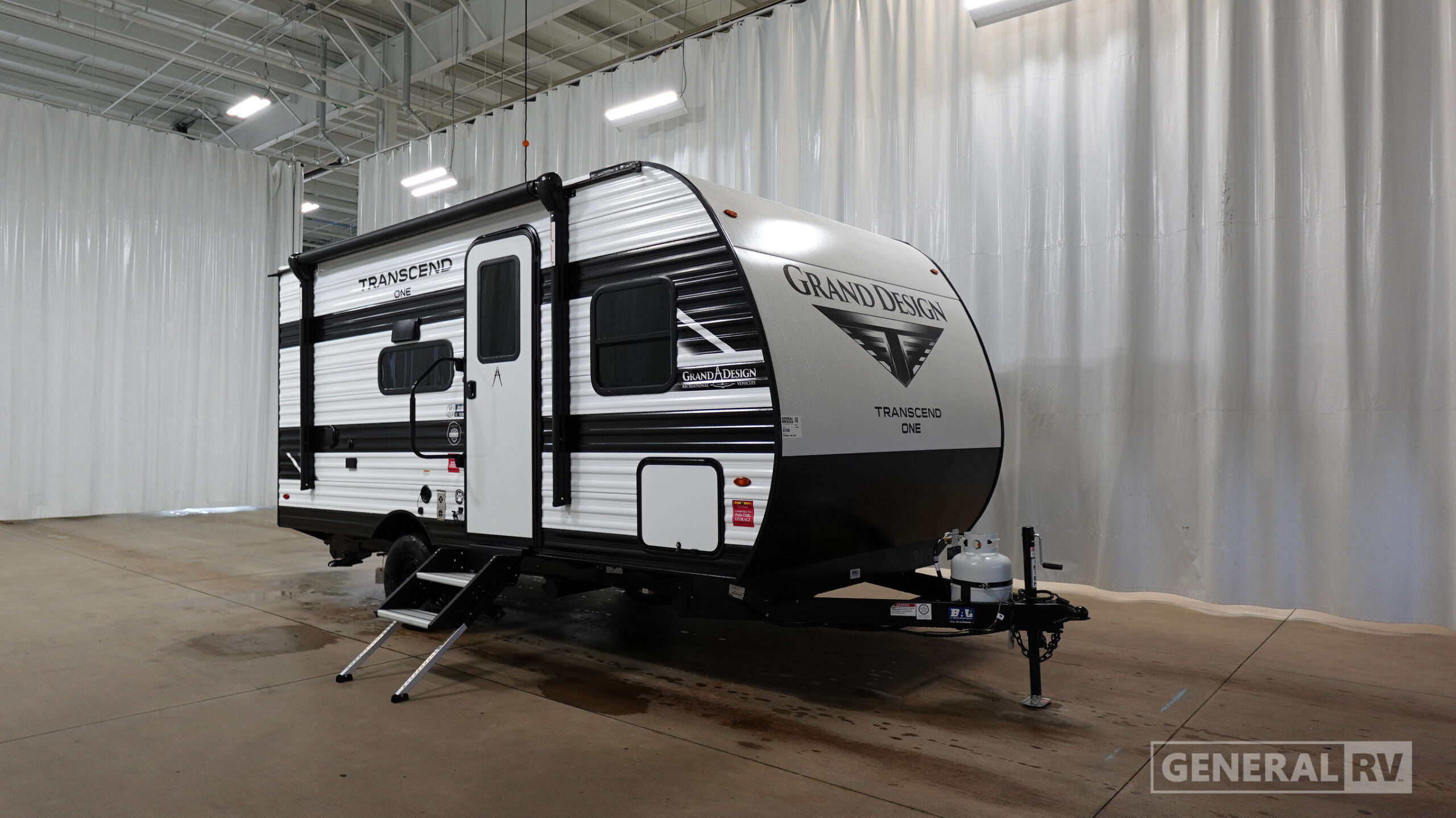 2027 Grand Design TRANSCEND-ONE 151BH RV