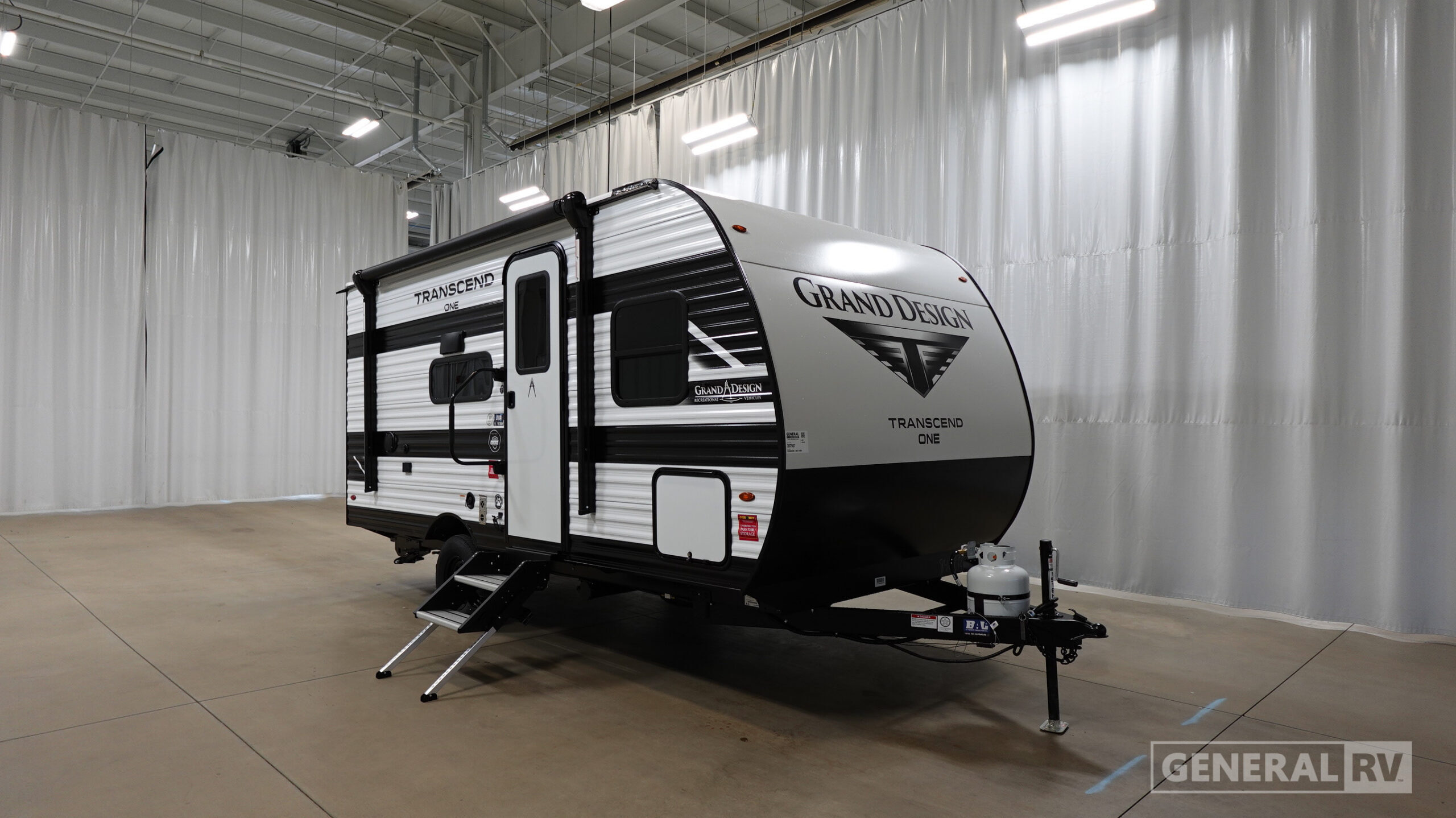 2027 Grand Design TRANSCEND-ONE 151BH in wayland MI
