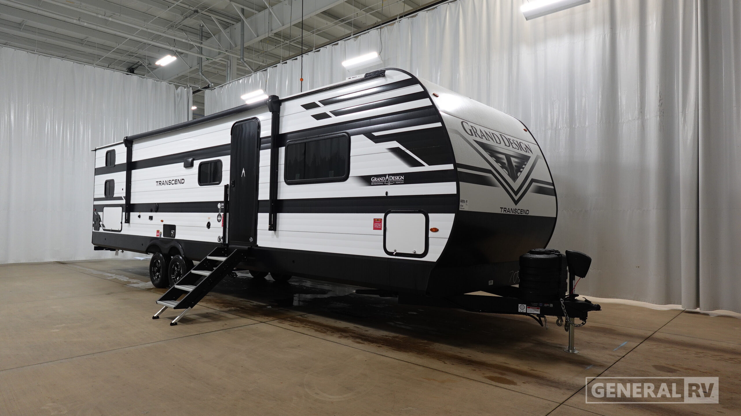 2027 Grand Design TRANSCEND 335BHT in west chester PA