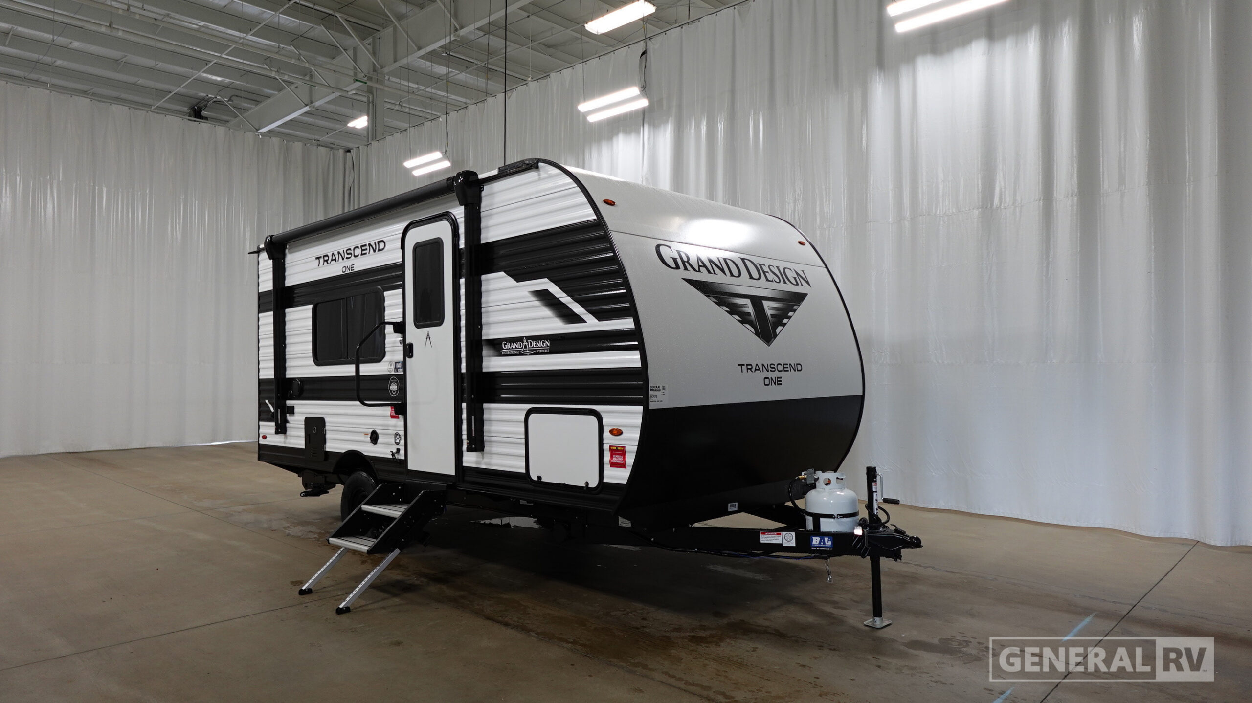 2027 Grand Design Transcend One 151RB in wayland MI