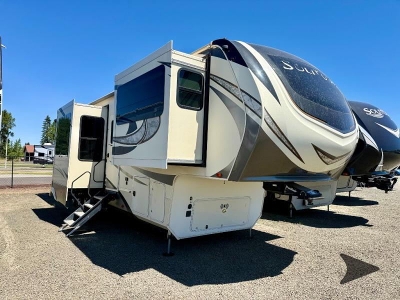 2018 Grand Design Solitude 374TH in junction city OR