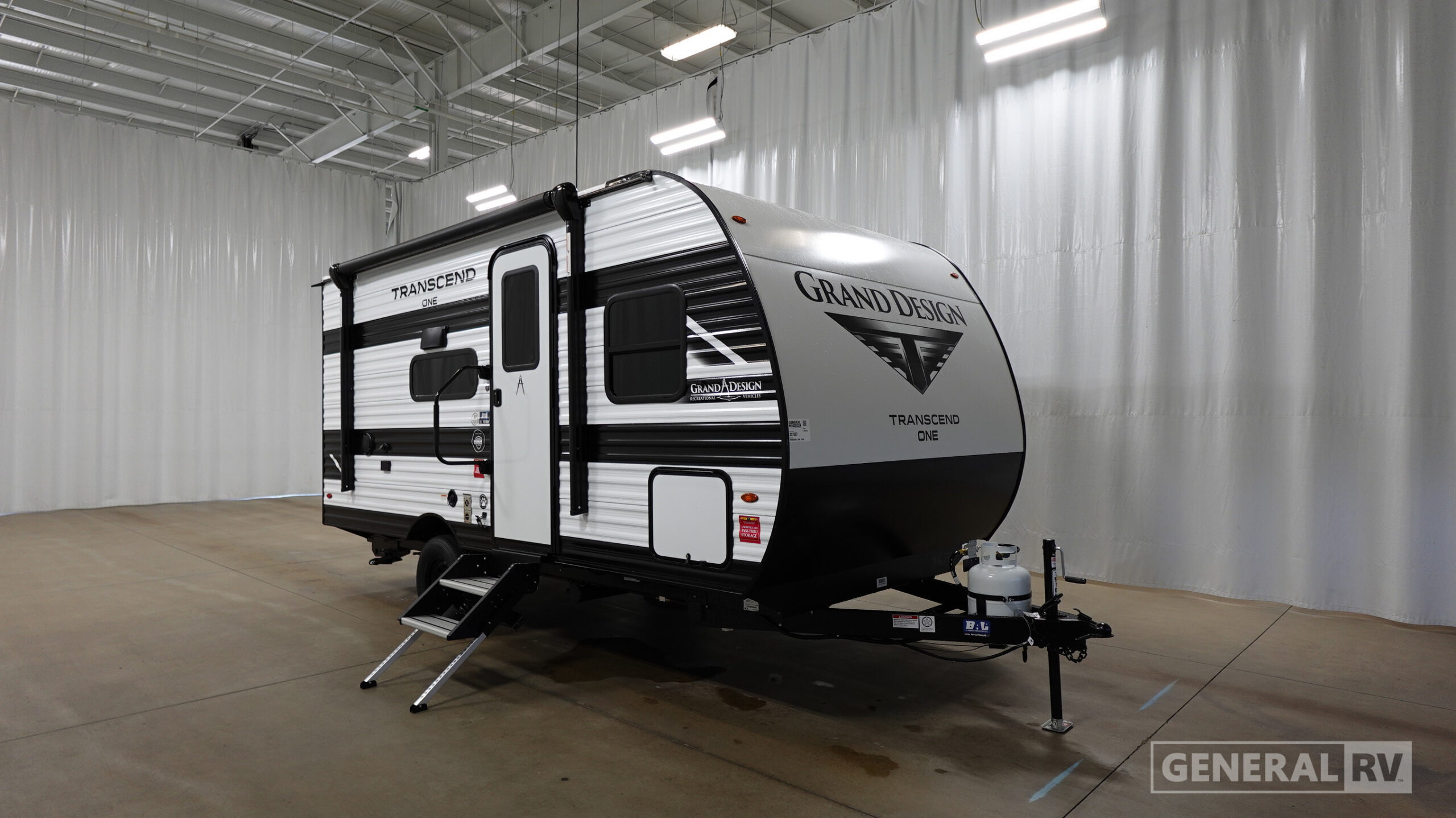 2027 Grand Design TRANSCEND-ONE 151BH in birch run MI