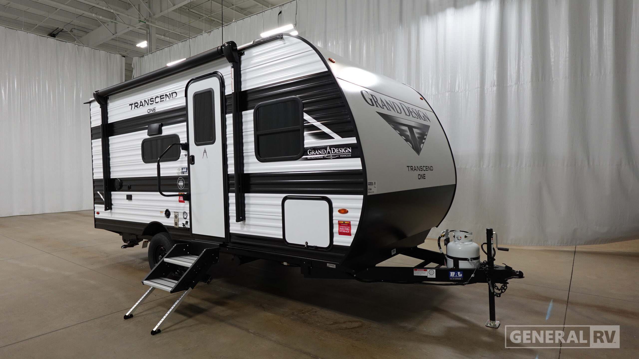 2027 Grand Design TRANSCEND-ONE 151BH in wayland MI