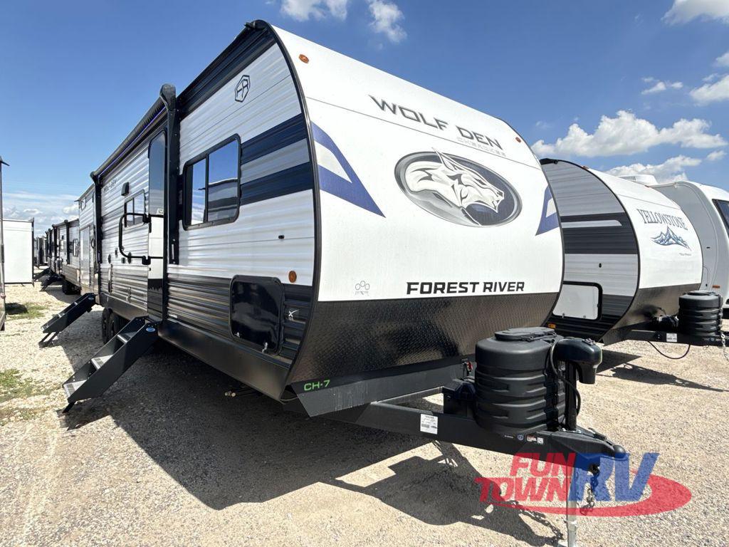 2027 Forest River Rv Cherokee Wolf Den 301BH in amarillo TX