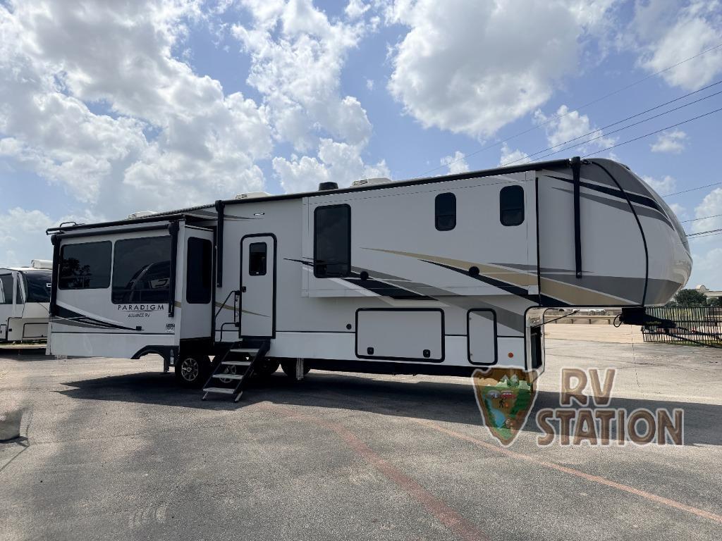 2021 Alliance Rv Paradigm 370FB in katy TX