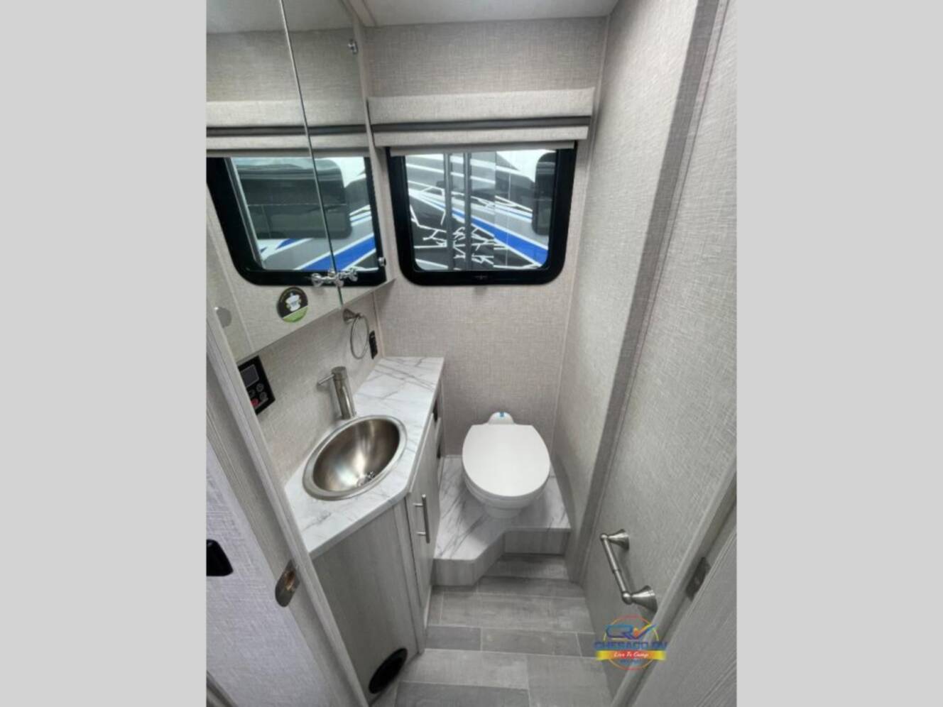 A photo of this 2025 Thor Motor Coach Axis 26.1
