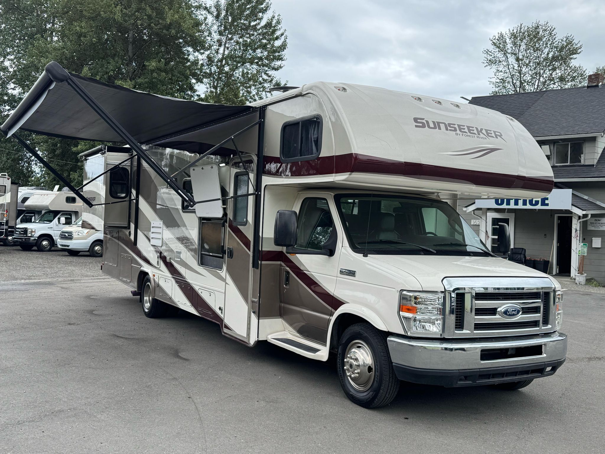 2018 Forest River Sunseeker RV