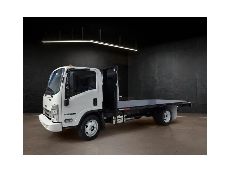 2026 ISUZU NPR HD