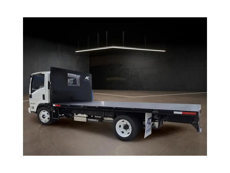 2026 ISUZU NPR HD