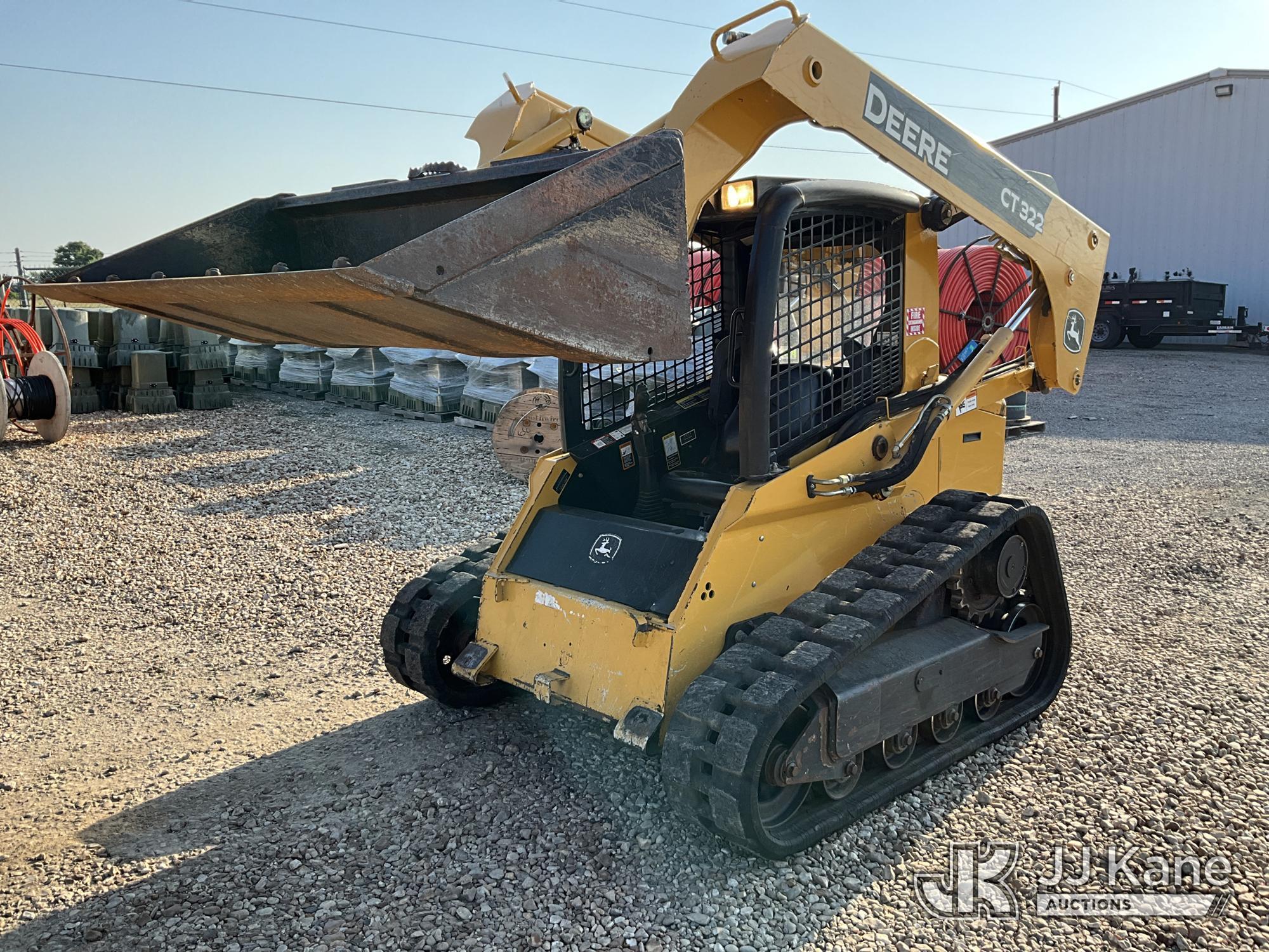 2007 John Deere CT322 in Sallisaw, OK