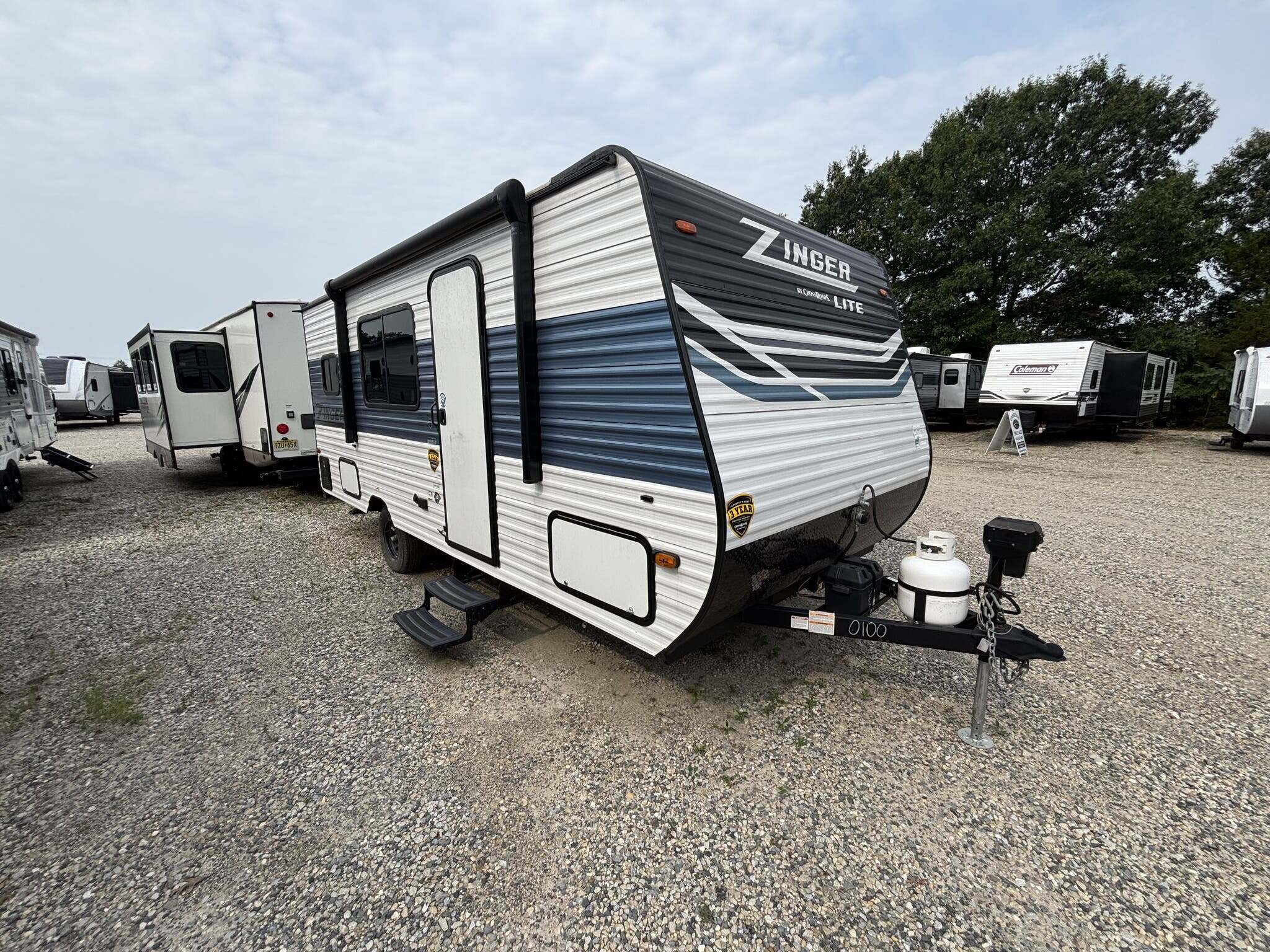 2024 Crossroads Zinger Lite ZR18RK in newfield NJ
