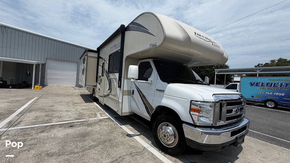 2019 Thor Motor Coach Freedom Elite 30FE in largo FL