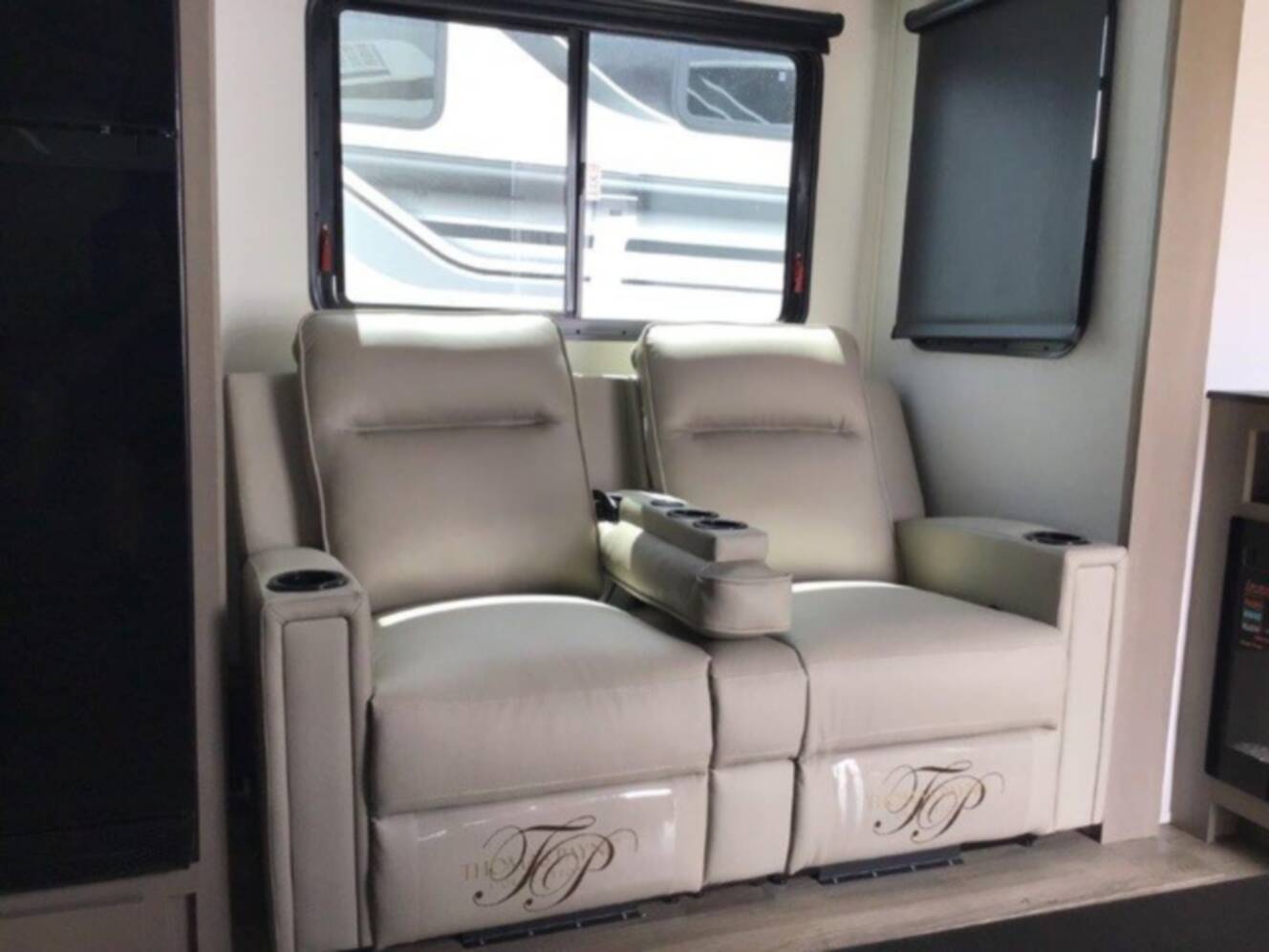 A photo of this 2026 Forest River Salem Cruise Lite 273QBXL