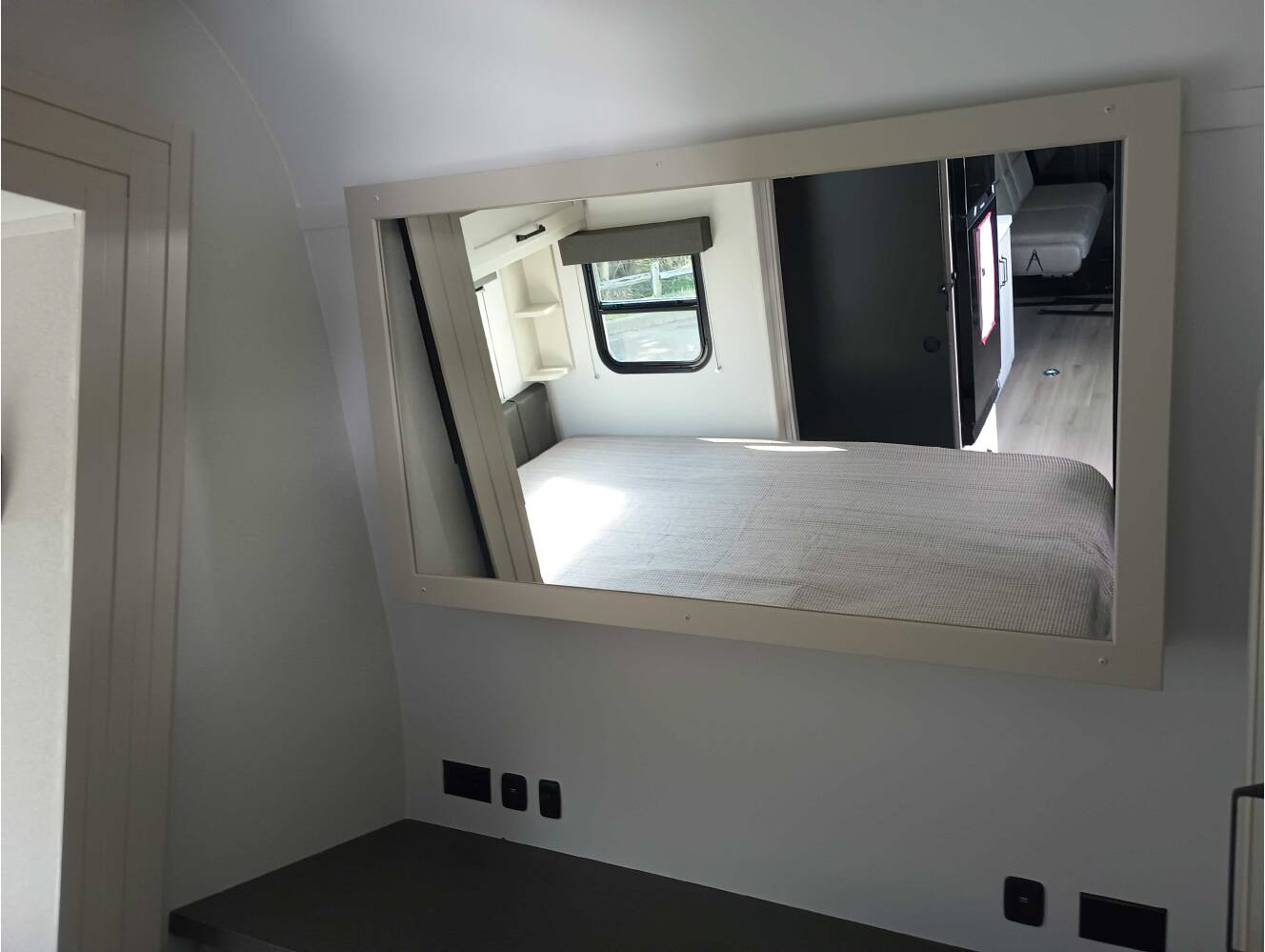 A photo of this 2026 Grand Design Momentum G-Class 21G
