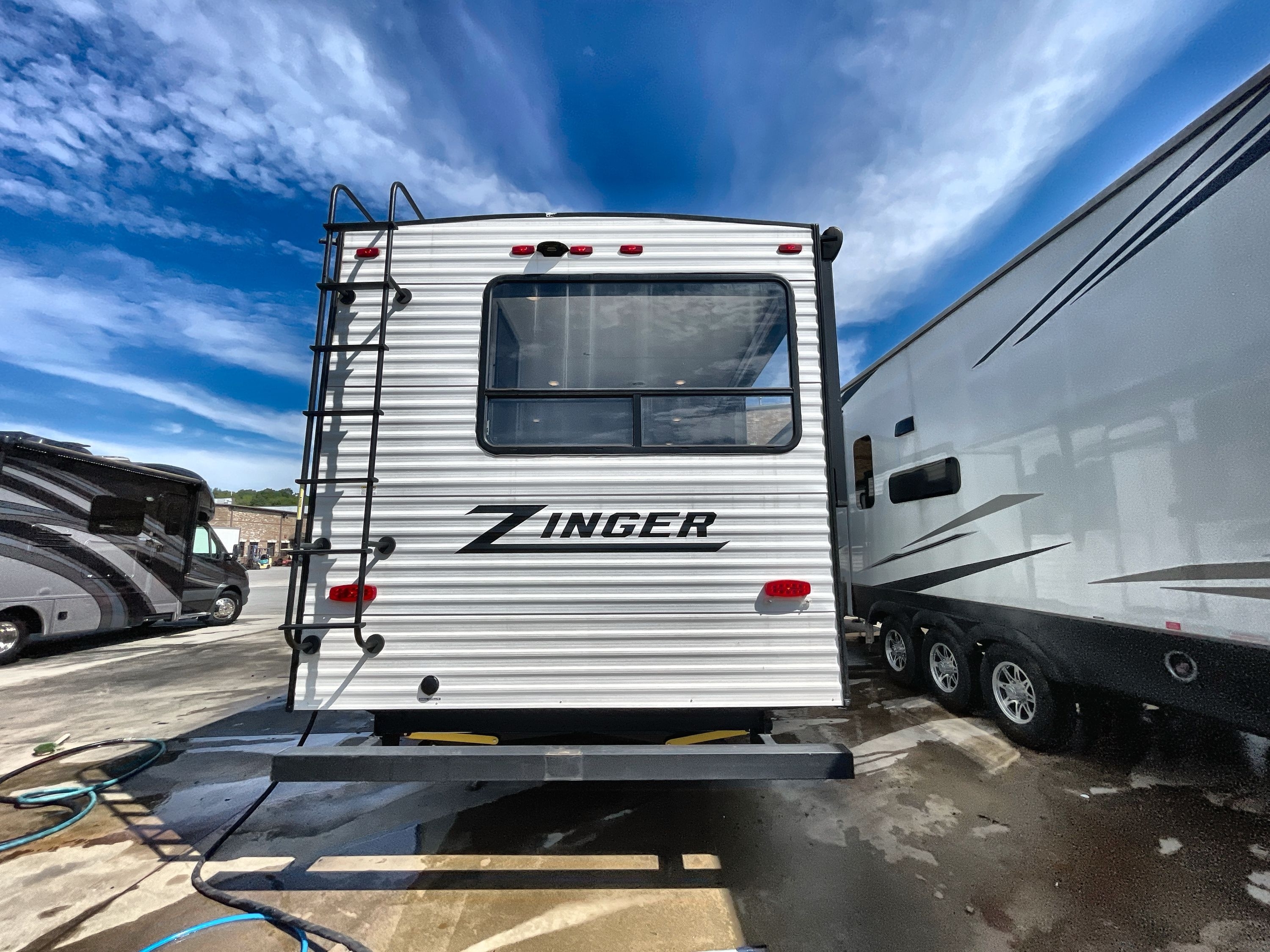2023 Crossroads ZINGER 341RK in buford GA