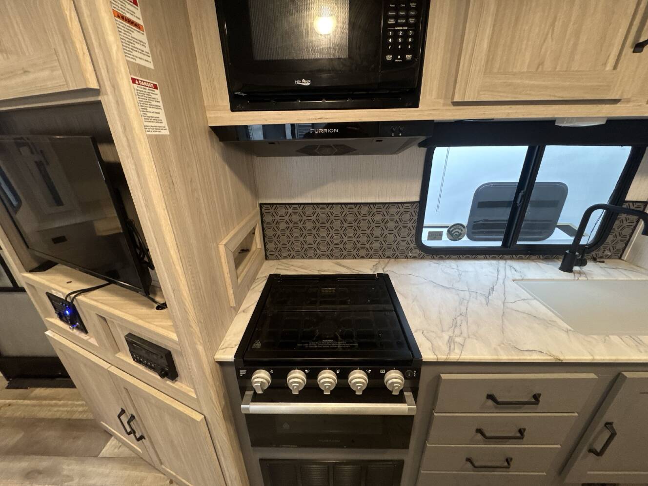 A photo of this 2022 Heartland SUNDANCE 265BH