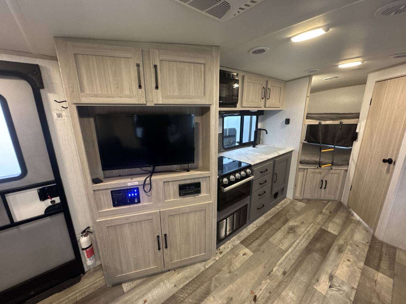 A photo of this 2022 Heartland SUNDANCE 265BH