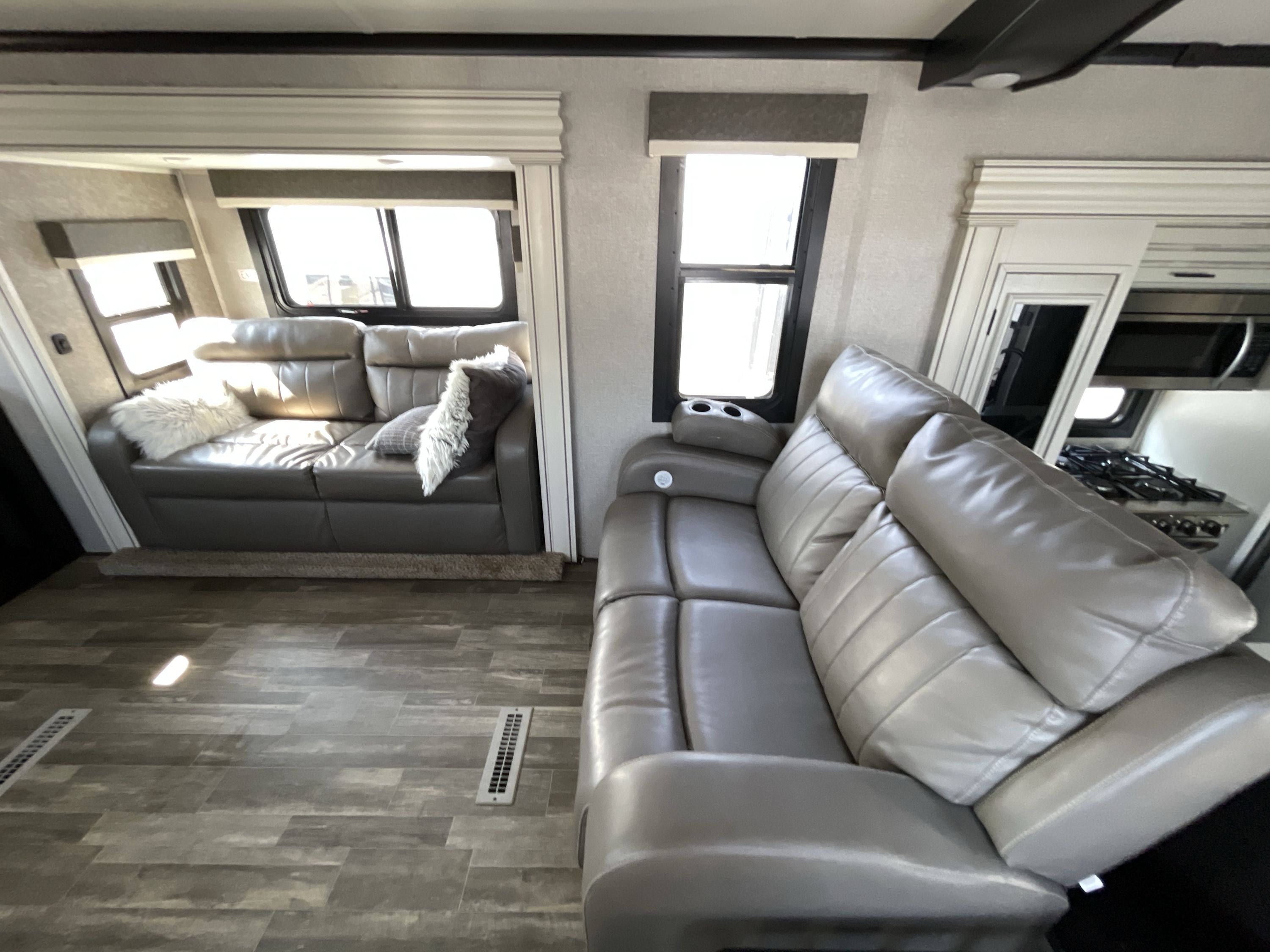2021 Jayco NORTH POINT 387RDFS in coldwater MI