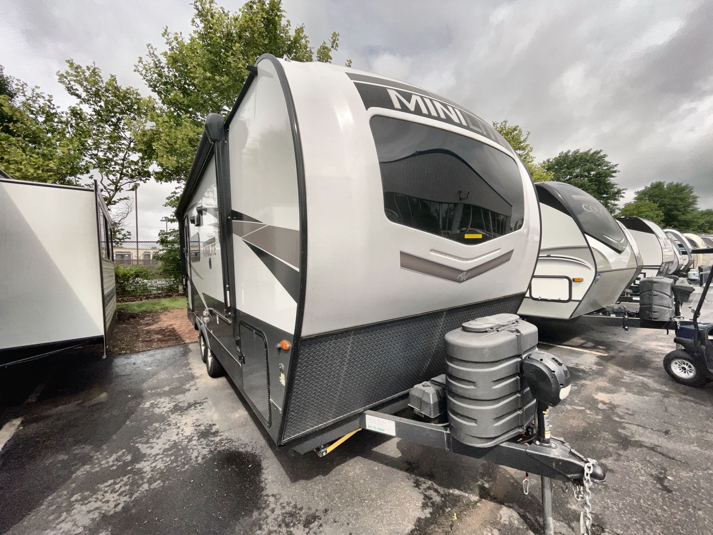 2024 Forest River ROCKWOOD MINI LITE 2205S in manassas VA