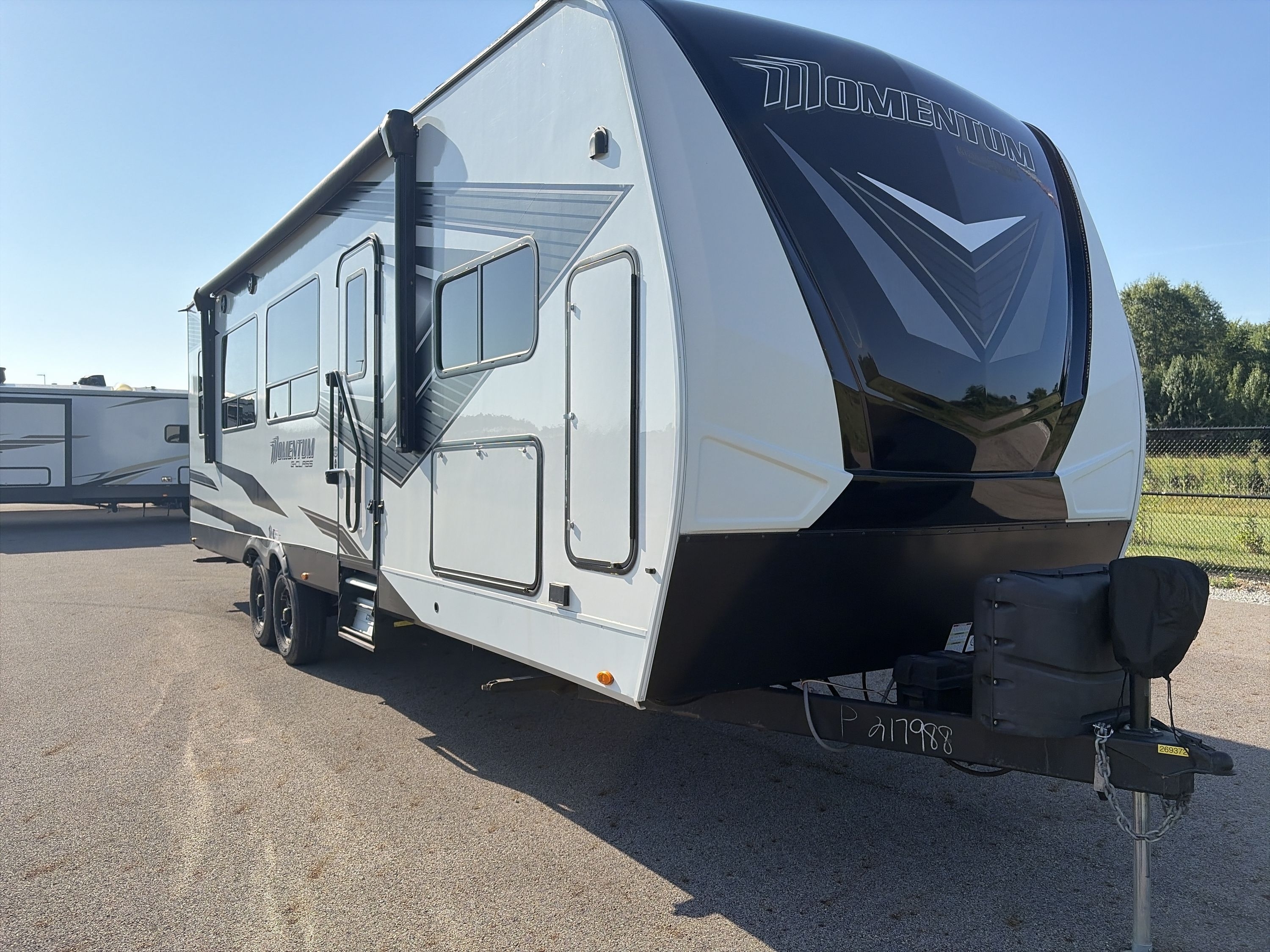 2022 Grand Design MOMENTUM 28G in sunbury OH