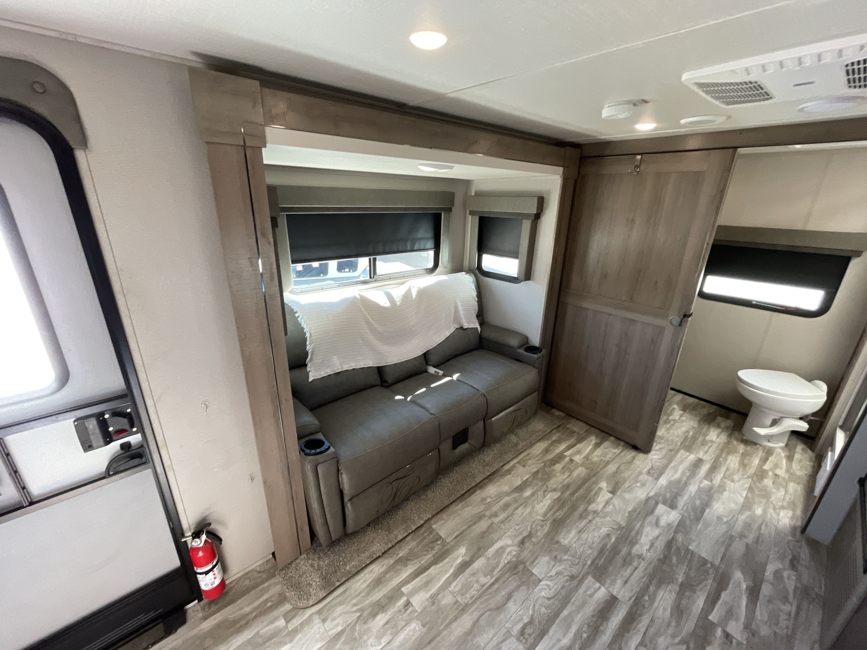 2021 Grand Design IMAGINE XLS 22RBE in wentzville MO