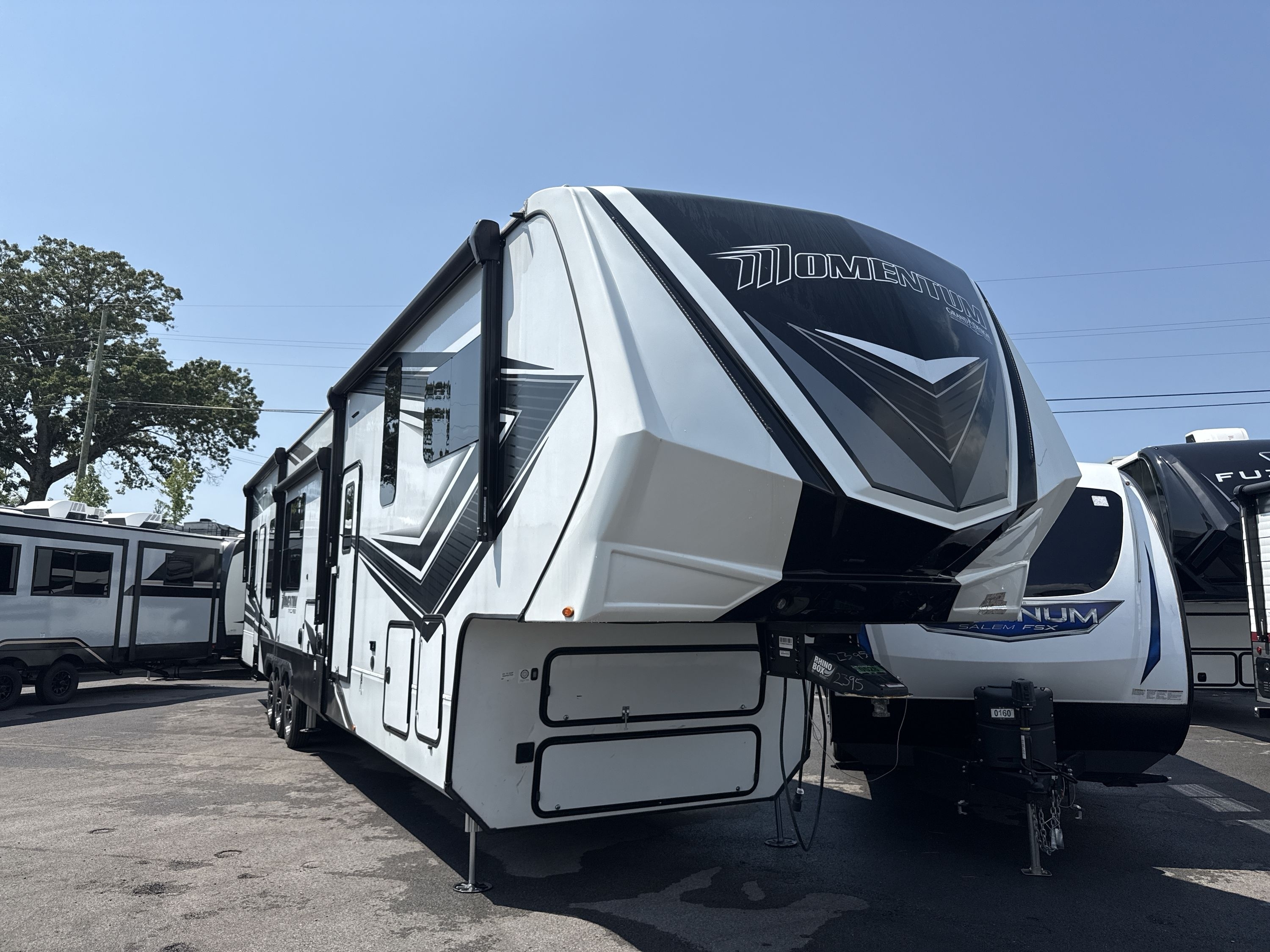2024 Grand Design MOMENTUM M CLASS 414M in kodak TN