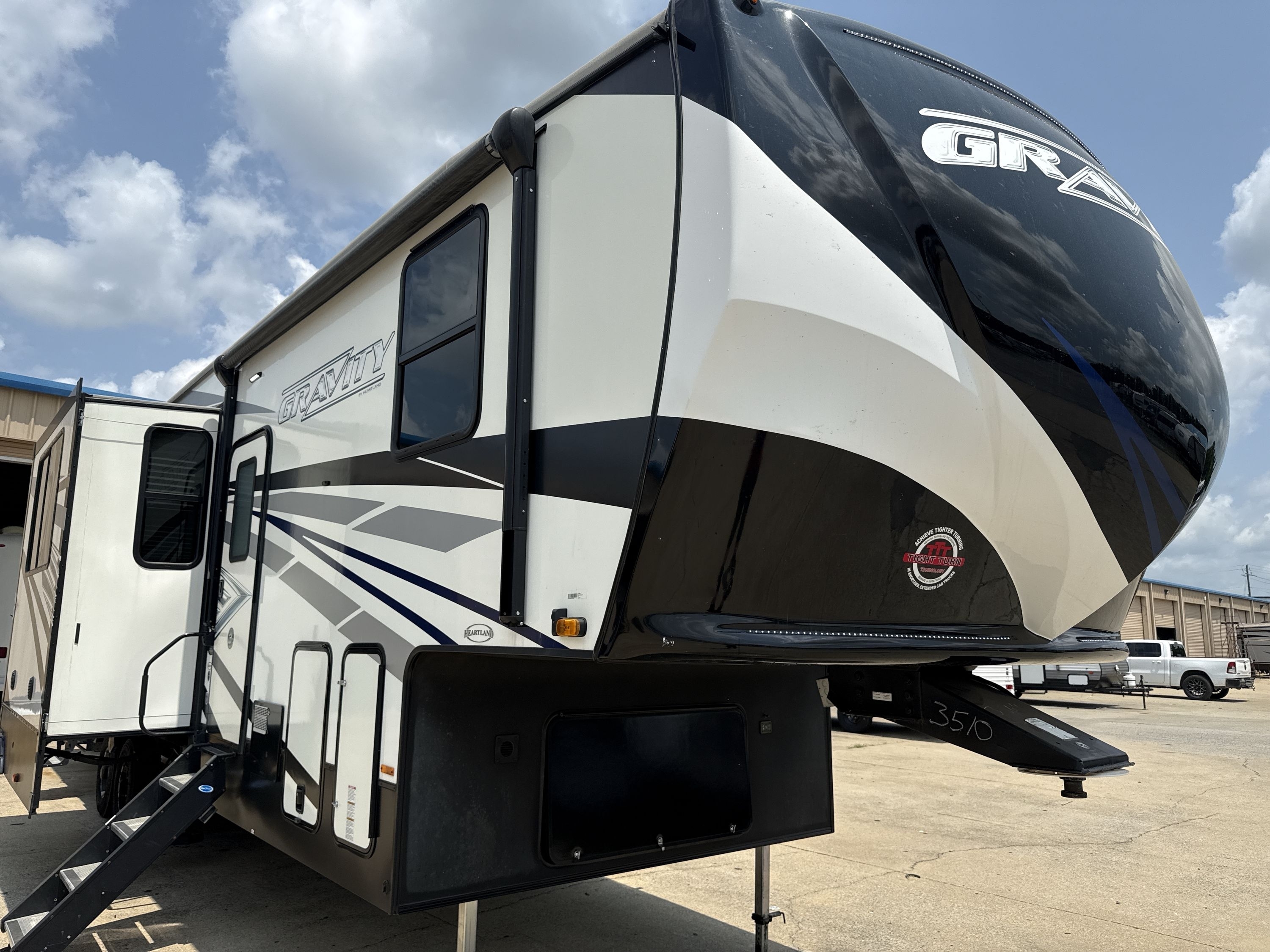 2020 Heartland GRAVITY 3510GR Fifth Wheel Toy Hauler RV