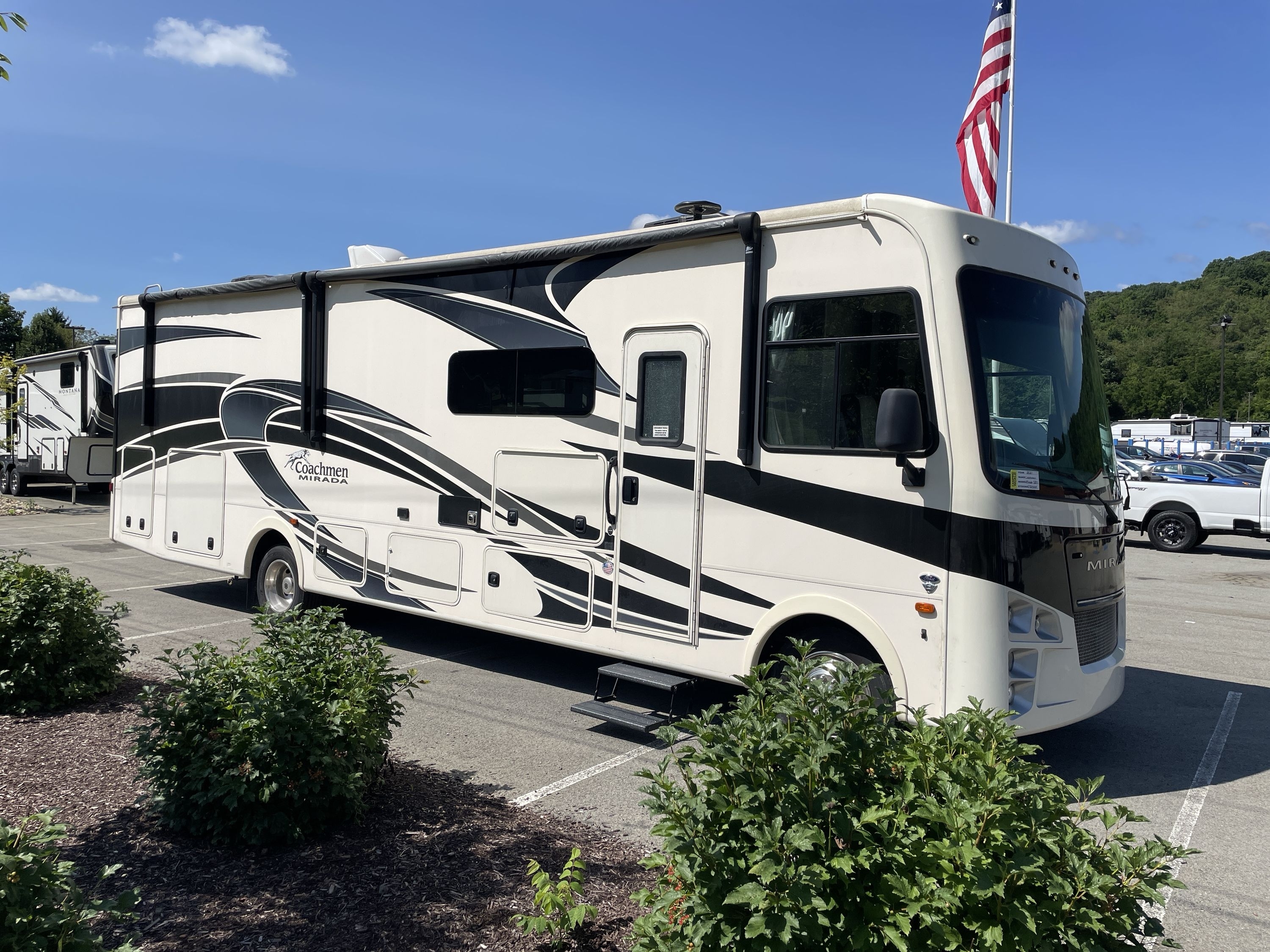2021 Coachmen MIRADA 32SS in apollo PA