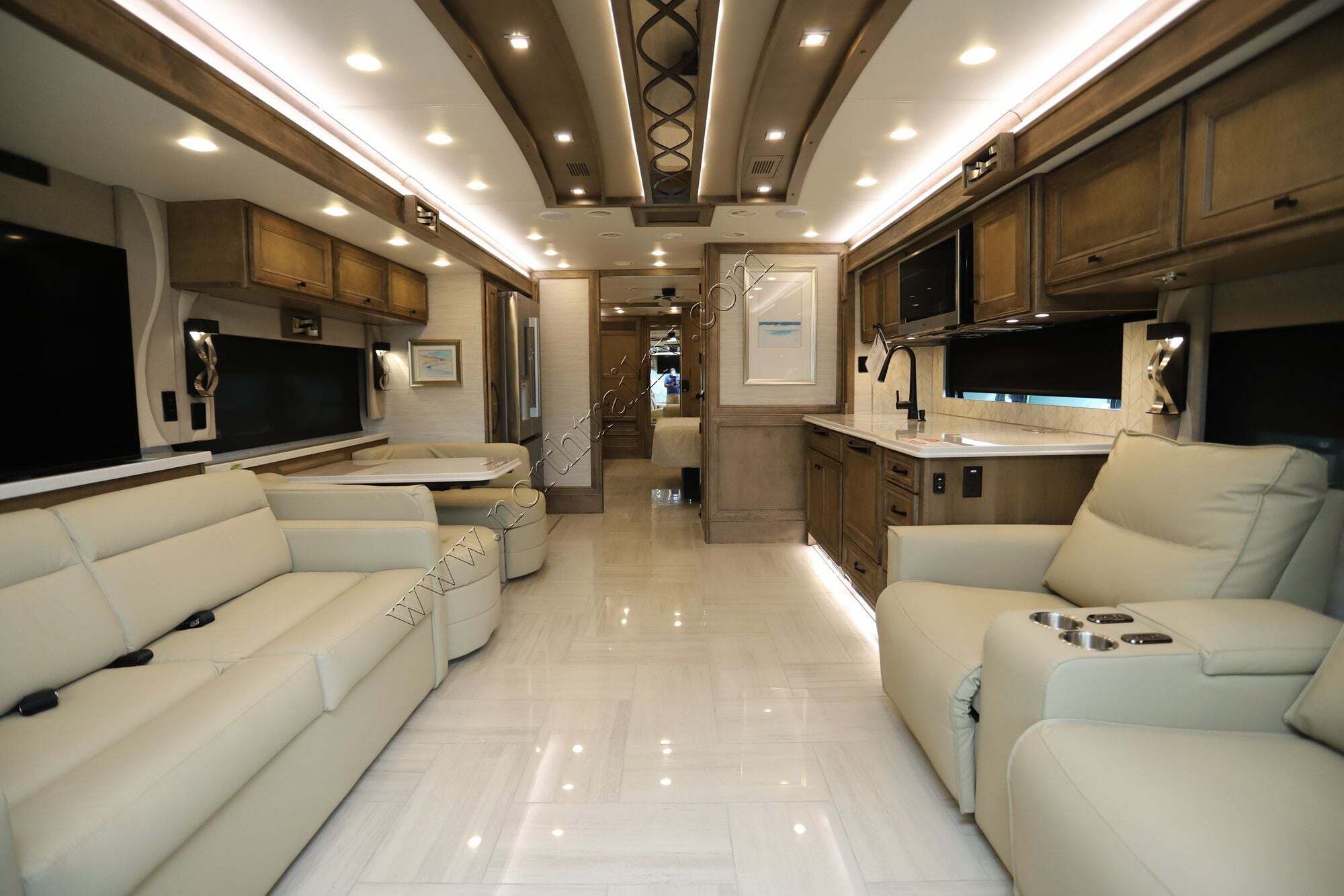 2026 Tiffin Motor Homes Phaeton 40IH in ft. myers FL
