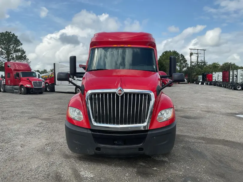 2019 INTERNATIONAL LT625