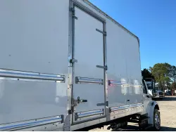 2020 FREIGHTLINER BUSINESS CLASS M2 106