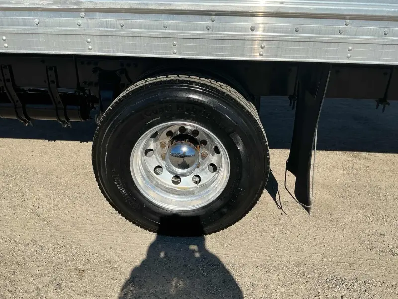 2020 FREIGHTLINER BUSINESS CLASS M2 106
