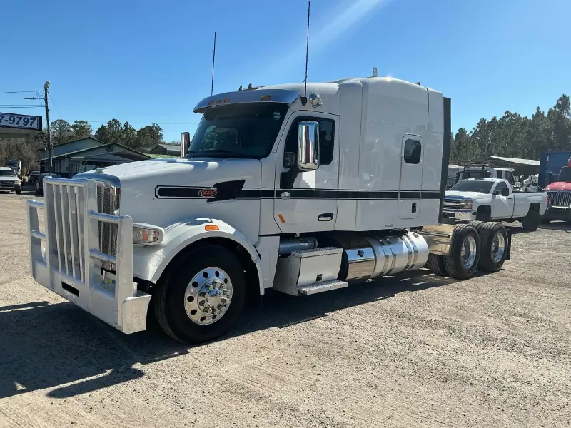 2019 PETERBILT 567