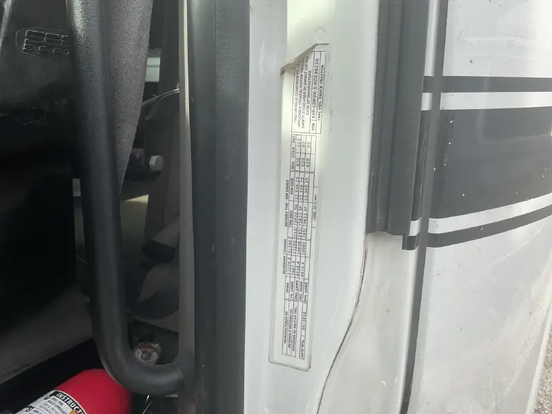 2019 PETERBILT 567