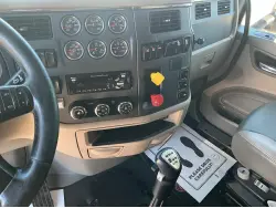 2019 PETERBILT 567