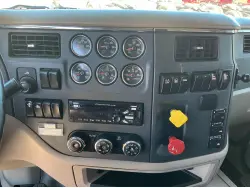 2019 PETERBILT 567