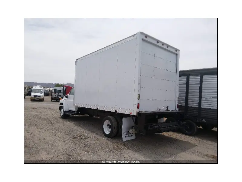 2005 CHEVROLET 5500