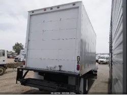 2005 CHEVROLET 5500