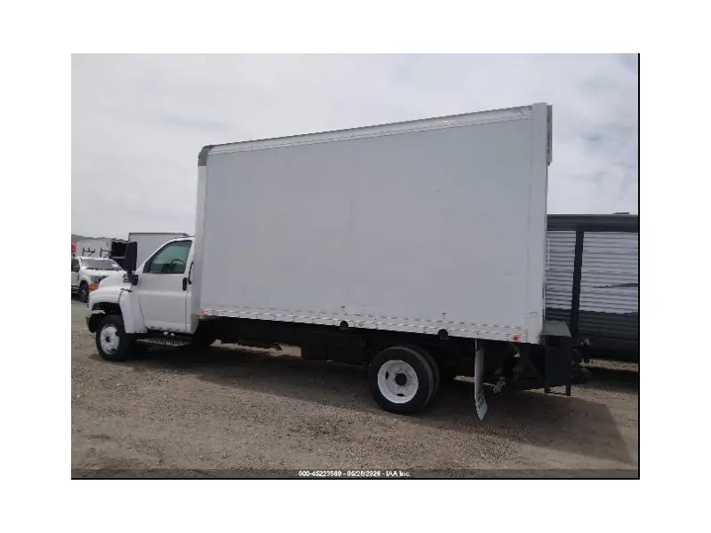 2005 CHEVROLET 5500