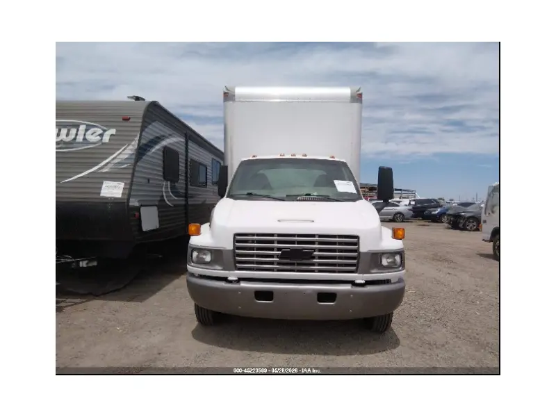 2005 CHEVROLET 5500