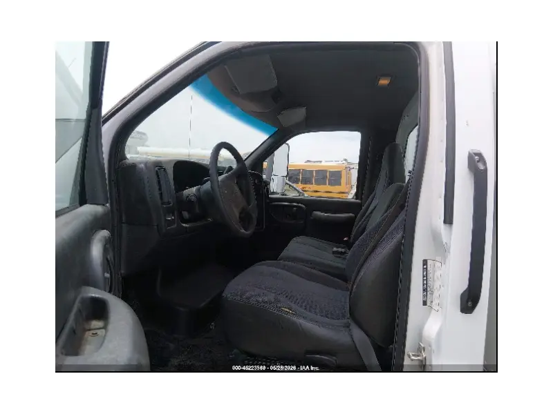 2005 CHEVROLET 5500