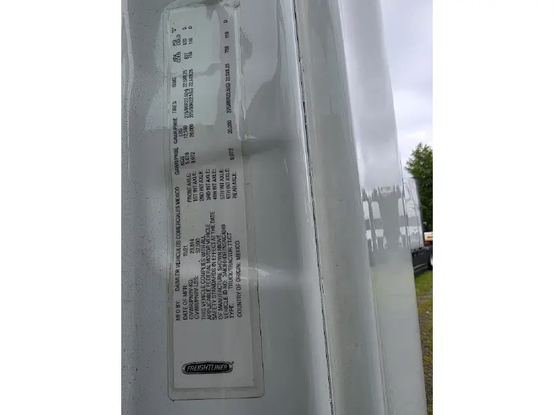 2022 Freightliner Cascadia